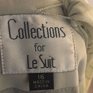 Le Suit Light Green suits